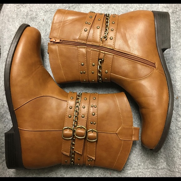 Like new bumper boots - Picture 2 of 4